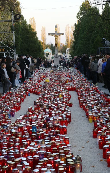 Cementerio de Zagreb Mirogoj en el Día de Todos los Santos — Foto de Stock