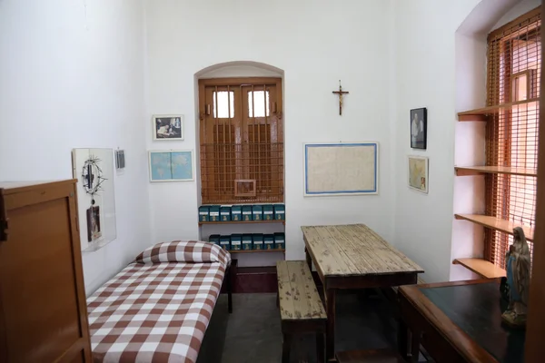 A antiga sala de Madre Teresa na Casa Mãe em Calcutá — Fotografia de Stock
