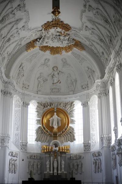 Altar en la catedral de Wurzburg —  Fotos de Stock