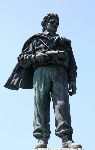 Statua di un soldato Memoriale di Guerra in Piazza della Pace Parma — Foto Stock