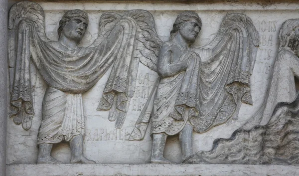 Baş melekler raphael ve gabriel — Stok fotoğraf