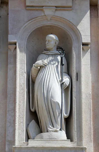 Estatua de santo, iglesia de San Juan Evangelista. Parma. Italia —  Fotos de Stock