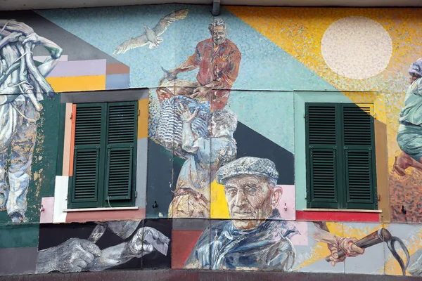 Murals of the painter Silvio Benedetto, on May 02, 2014 in Riomaggiore, Italy — Stock Photo, Image