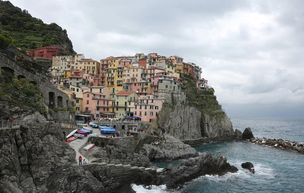 Manarola, eines der cinque terre dörfer, italien — Stockfoto