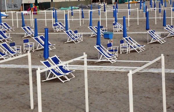 Typical Italian beach chairs in Viareggio — Stock Photo, Image