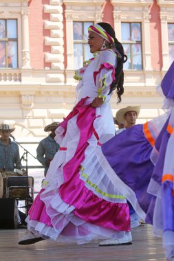 santiago de cali, Kolombiya Merkezi Zagreb, Hırvatistan-Temmuz 48 Uluslararası Folklor Festivali sırasında halk grupları Kolombiya folklor Vakfı üyeleri 16,2014