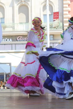 santiago de cali, Kolombiya Merkezi Zagreb, Hırvatistan-Temmuz 48 Uluslararası Folklor Festivali sırasında halk grupları Kolombiya folklor Vakfı üyeleri 16,2014