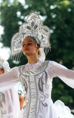 Grup üyeleri halk Moskova, Rusya 48 Uluslararası Folklor Festivali Merkezi Zagreb, Hırvatistan