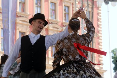 salgotarjan, Macaristan Merkez Zagrep, Hırvatistan 19 Temmuz 2014 tarihinde 48 Uluslararası Folklor Festivali sırasında gelen halk grupları nograd üyeleri