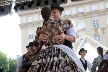 salgotarjan, Macaristan Merkez Zagrep, Hırvatistan 19 Temmuz 2014 tarihinde 48 Uluslararası Folklor Festivali sırasında gelen halk grupları nograd üyeleri