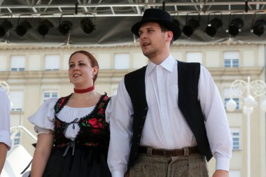 salgotarjan, Macaristan Merkez Zagrep, Hırvatistan 19 Temmuz 2014 tarihinde 48 Uluslararası Folklor Festivali sırasında gelen halk grupları nograd üyeleri