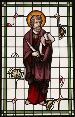 Evangelist Aziz Luke, Hırvatistan 'ın Bjelovar kentindeki Saint Anne Kilisesi' nin vitraylı penceresi.