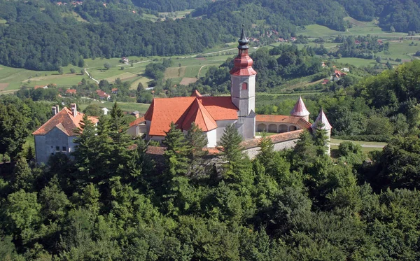 Приходской Костел Посещения Девы Марии Винагоре Хорватия — стоковое фото