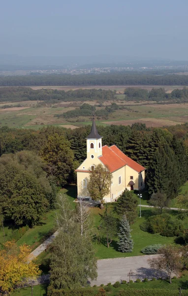 Chiesa San Giovanni Apostolo Evangelista Cerje Croazia — Foto Stock