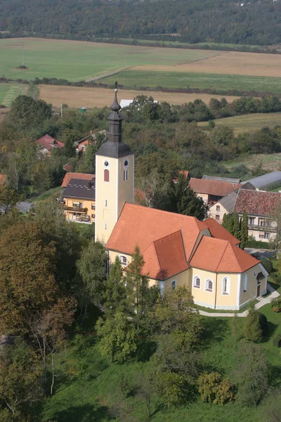 克罗地亚布尔科夫利亚尼的圣布赖斯教堂 — 图库照片