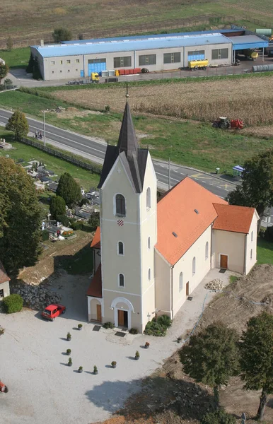 Eglise Saint Martin Breznicki Hum Croatie — Photo