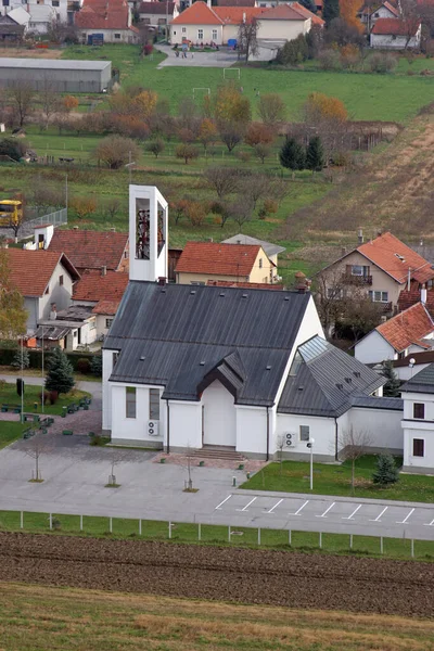 克罗地亚Bjelovar的圣安教堂 — 图库照片