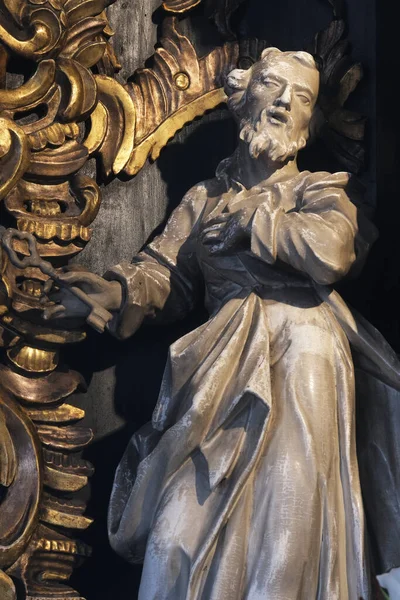 圣彼得 克罗地亚萨格勒布Kamenita Vrata 圣母教堂的雕像 — 图库照片