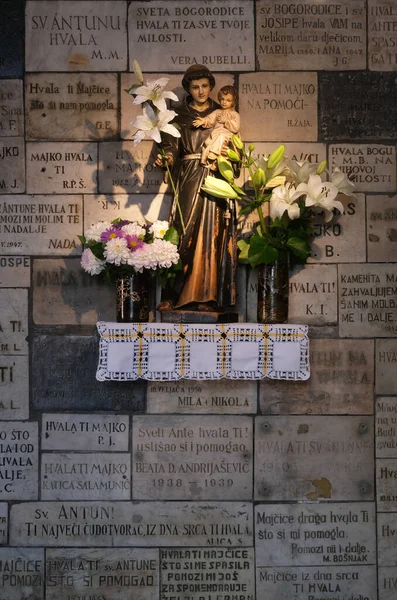 Padualı Aziz Anthony Hırvatistan Başkenti Zagreb Deki Kamenita Vrata Taş — Stok fotoğraf