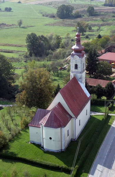 Ενοριακός Ναός Επισκέψεως Της Θεοτόκου Στη Γαρέσνιτσα Της Κροατίας — Φωτογραφία Αρχείου