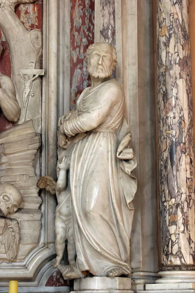 Статуя Евангелиста Матфея Алтаре Святого Иеронима Церкви Святого Иоанна Крестителя — стоковое фото