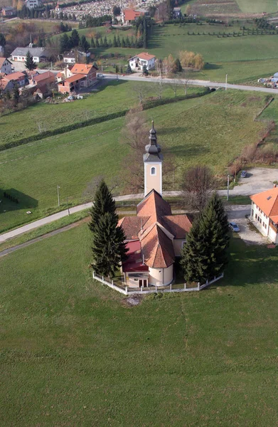 克罗地亚Donja Zelina的圣尼古拉斯教区教堂 — 图库照片