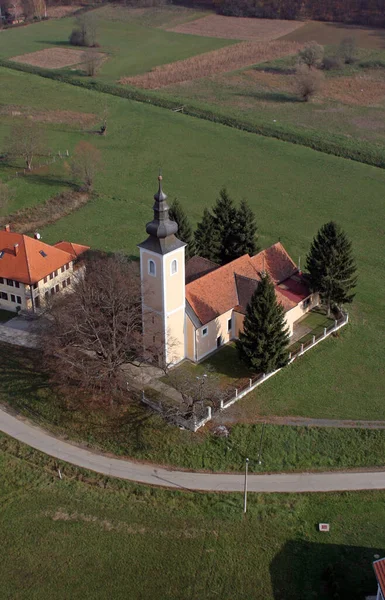 Iglesia Parroquial San Nicolás Donja Zelina Croacia —  Fotos de Stock