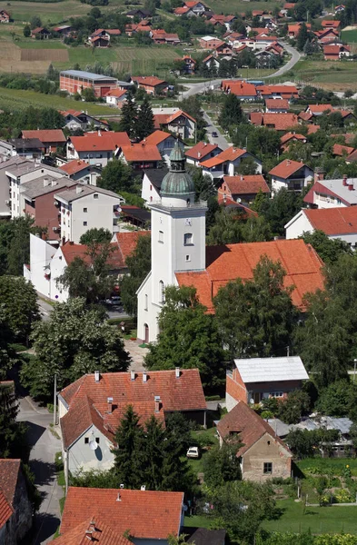 クロアチア ドンハ ストゥビツァの聖三位一体教区教会 — ストック写真