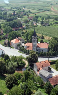 Hırvatistan 'ın Volavje kentinde Kutsal Bakire Meryem Kilisesi