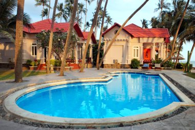 Yüzme Havuzu ile tropikal tatil