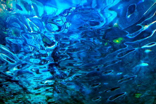 Υποβρύχια Πολύχρωμο Φόντο Φώτα Κύμα Υφή Επιφάνειας Νερού — Φωτογραφία Αρχείου