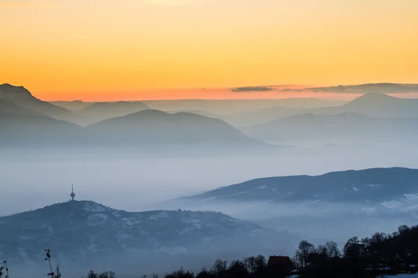 Fog mountain — Stock Photo, Image