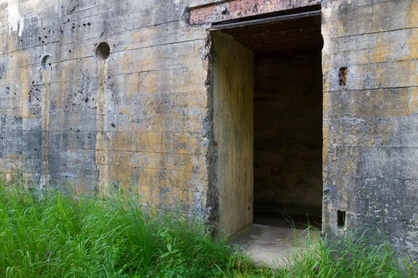 Deur van ww2 bunker — Stockfoto