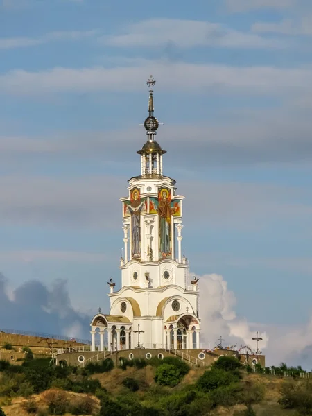 Curch branco em Crimea, Ucrânia — Fotografia de Stock