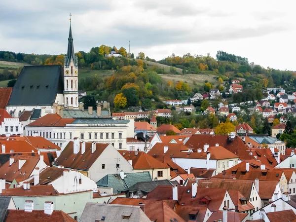 Widok na czerwone dachy w cesky krumlov — Zdjęcie stockowe