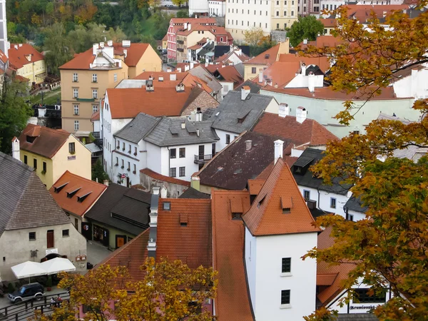 Widok na czerwone dachy w cesky krumlov — Zdjęcie stockowe