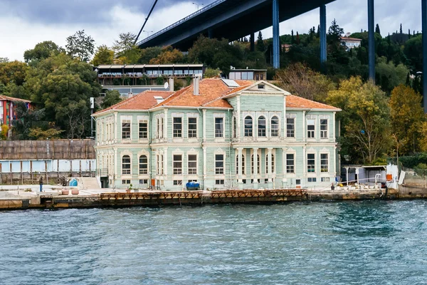 Oude gebouw in istanbul — Stockfoto