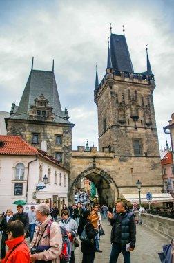 Prag 'daki Charles Köprüsü