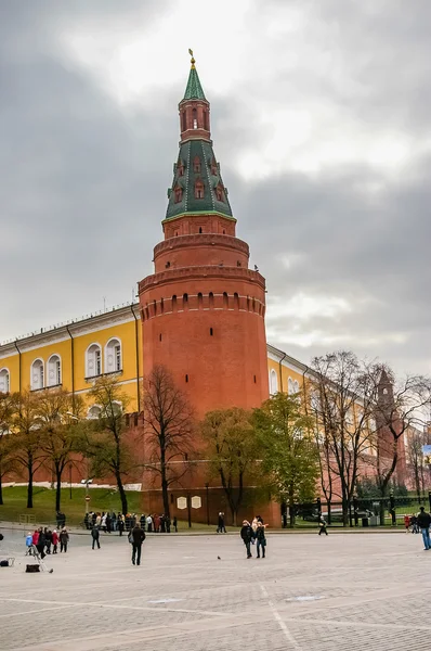 Uitzicht in kasteel Kremlin in Moskou — Stockfoto