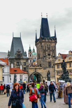 Prag 'daki Charles Köprüsü