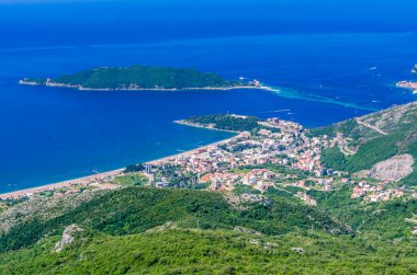 dağ, deniz, budva ve sveti nikola Adası üzerinde göster