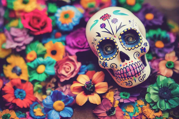 Bunte Zuckerschädel Mit Blumen Totenfest Mexiko — Stockfoto