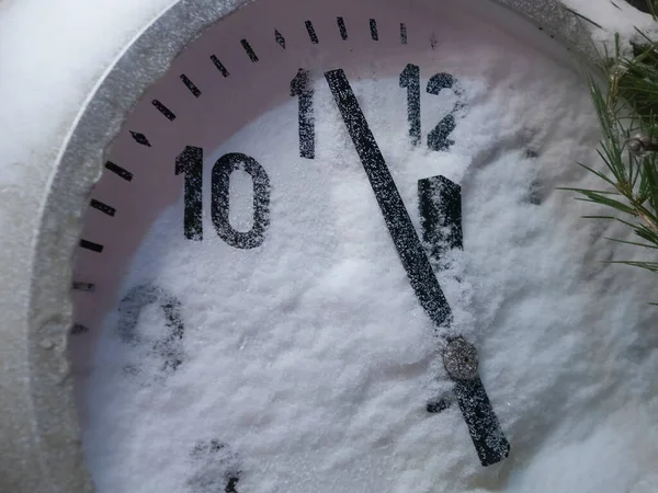 Clock Hands Midnight Countdown New Year Dial Covered Snow — стоковое фото