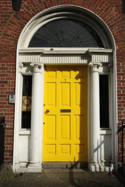 Gürcü kapısı, dublin İrlanda