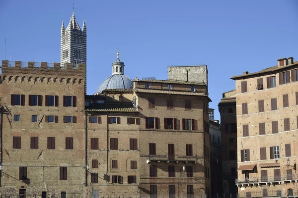 Palácio antigo em Siena — Fotografia de Stock