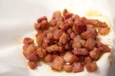Kızarmış pancetta
