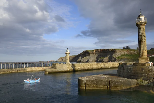 De haven van Whitby (Yorkshire) — Stockfoto