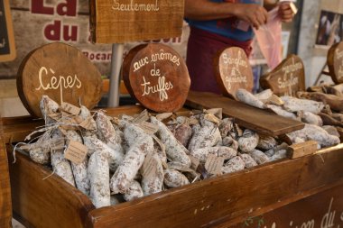 sarlat market