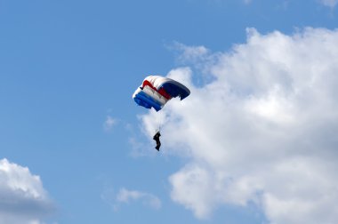 Paraşütçü