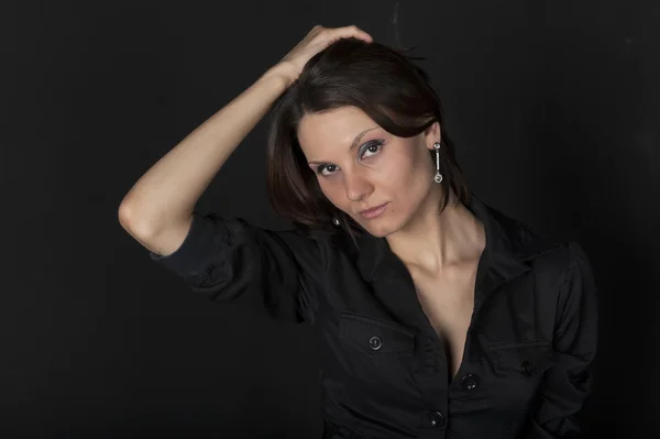 Retrato de uma jovem mulher — Fotografia de Stock